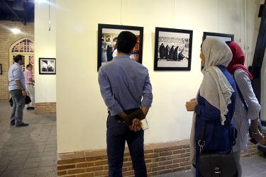 بازدید از جشنواره عکس هشت در باغ موزه قصر توسط نقش رویای بهشت بازدید از جشنواره عکس هشت در باغ موزه قصر توسط نقش رویای بهشت