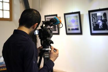 بازدید از جشنواره عکس هشت در باغ موزه قصر
نقش رویای بهشت متولی برگزاری جشنواره های فرهنگی هنری حضور شبکه تلویزیونی افق در مراسم افتتاحیه جشنواره عکس هشت